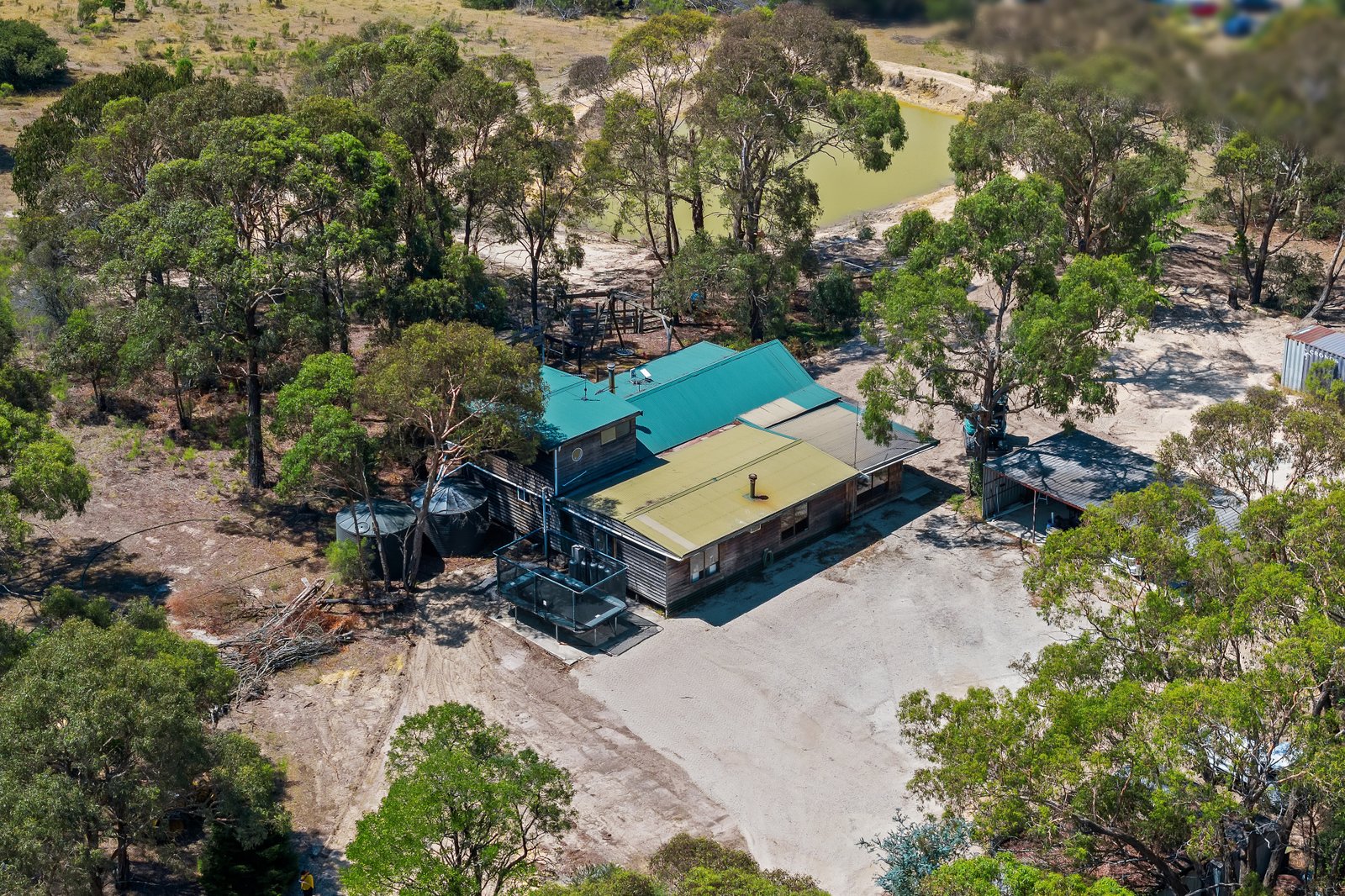 91 Hampsons Road NAPOLEONS 20