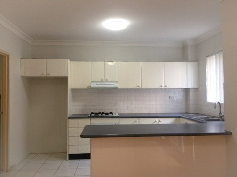 9/1 Hillcrest Avenue HURSTVILLE 2