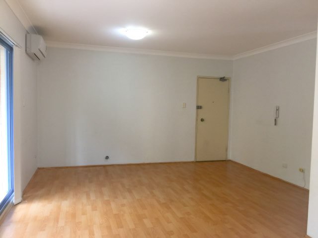 9/1 Hillcrest Avenue HURSTVILLE 5