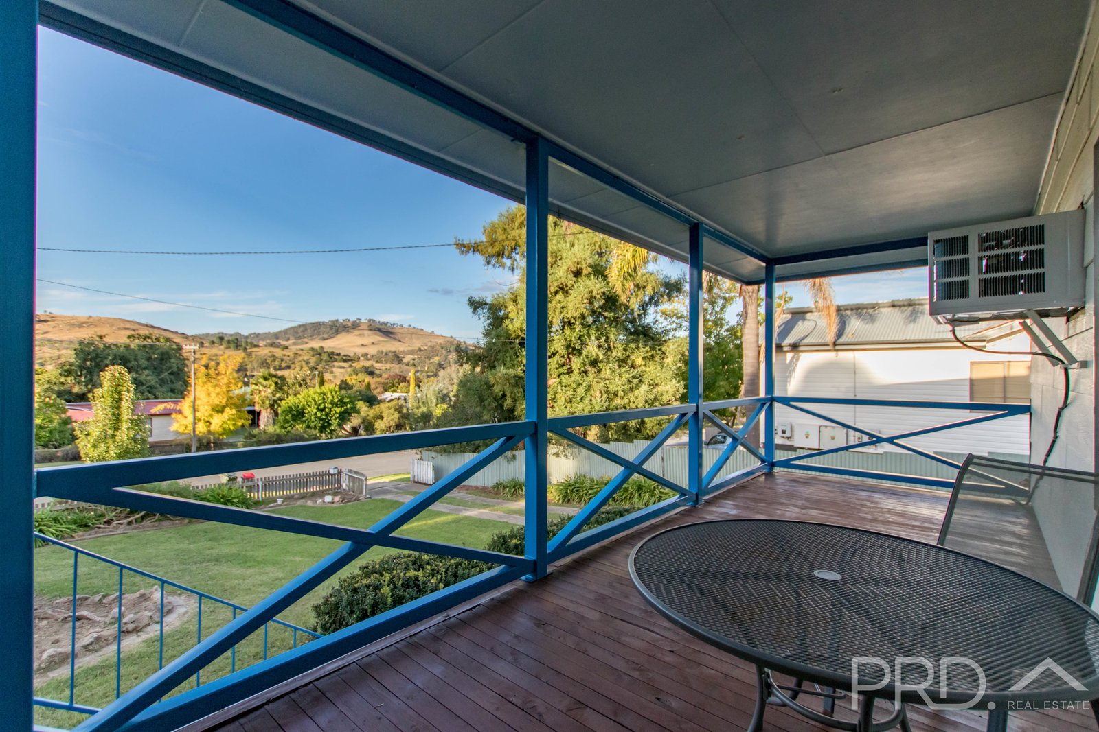 91 Lynch Street ADELONG 16