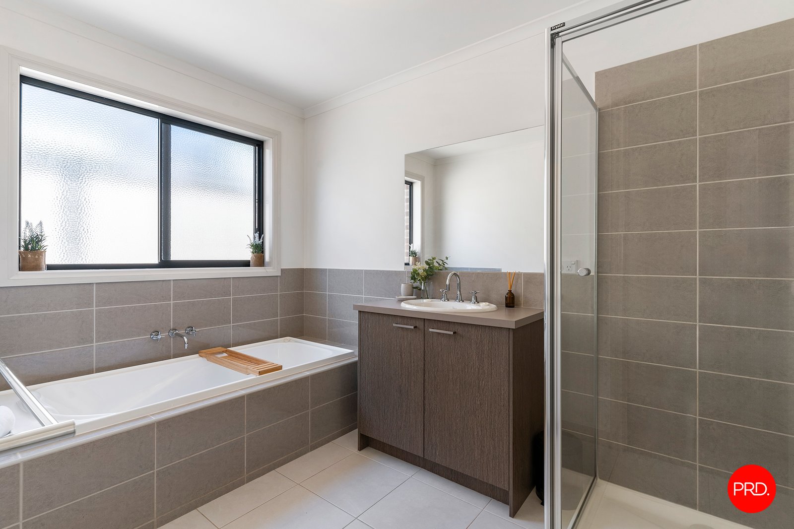 91 Maple Street GOLDEN SQUARE 14