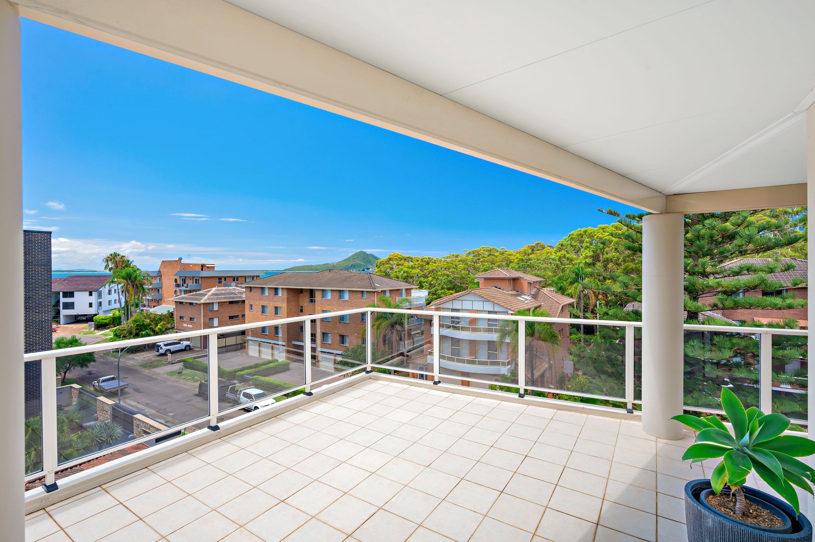 9/1 Ondine Close NELSON BAY 12