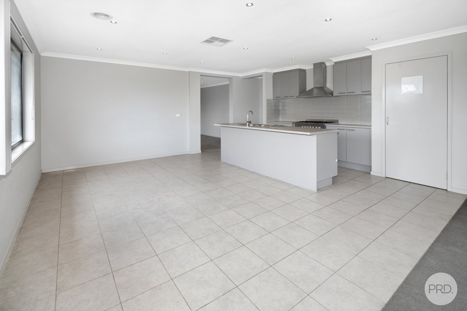 91 O'Shannassy Parade LUCAS 7