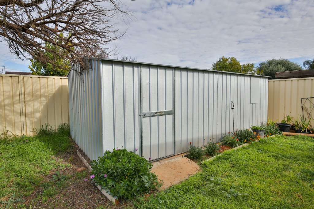 91 Pasadena Grove MILDURA 11