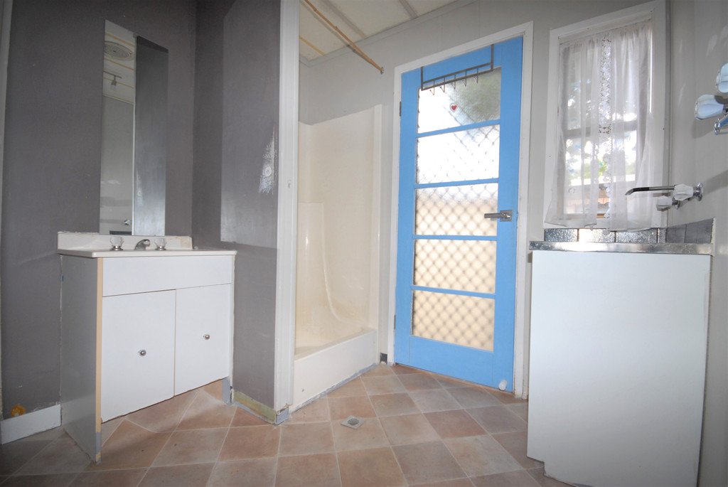 91 Plover Circuit SUTTON 10