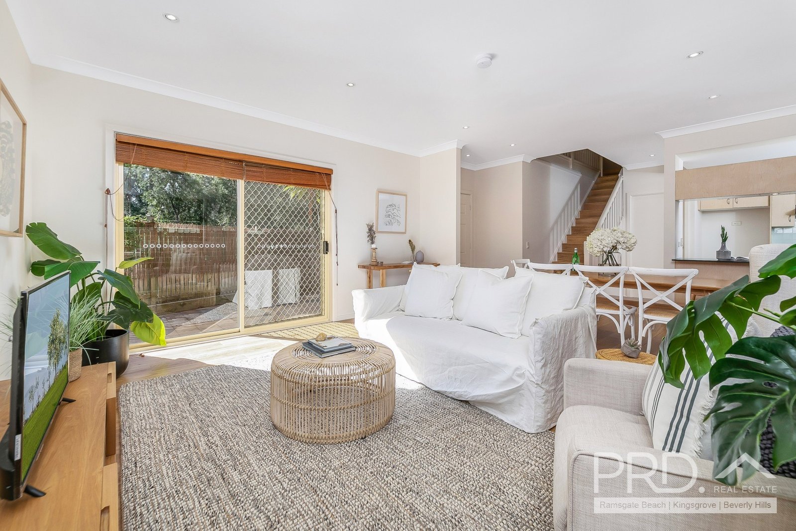 9/1 Shirley Road MIRANDA 2
