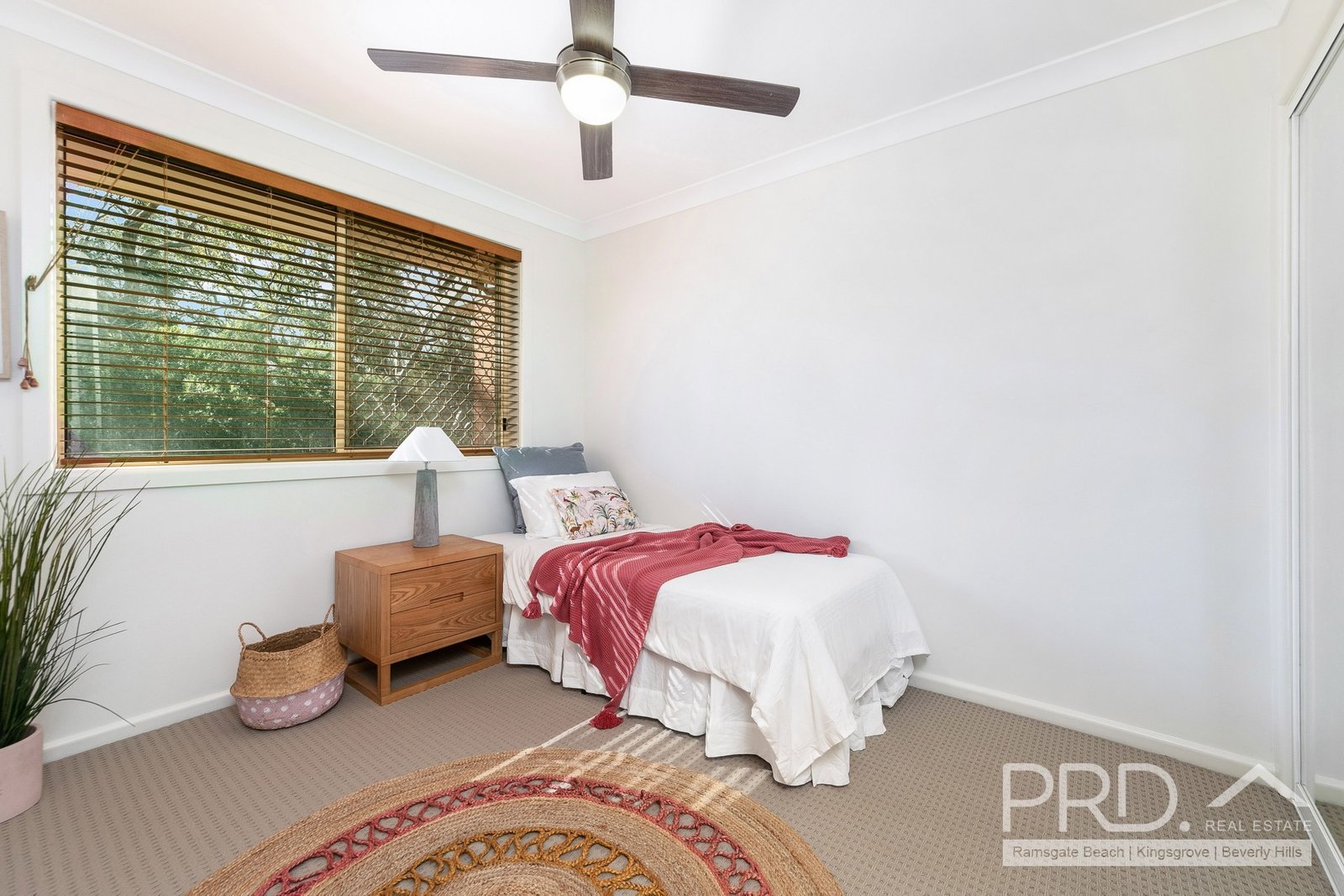 9/1 Shirley Road MIRANDA 8