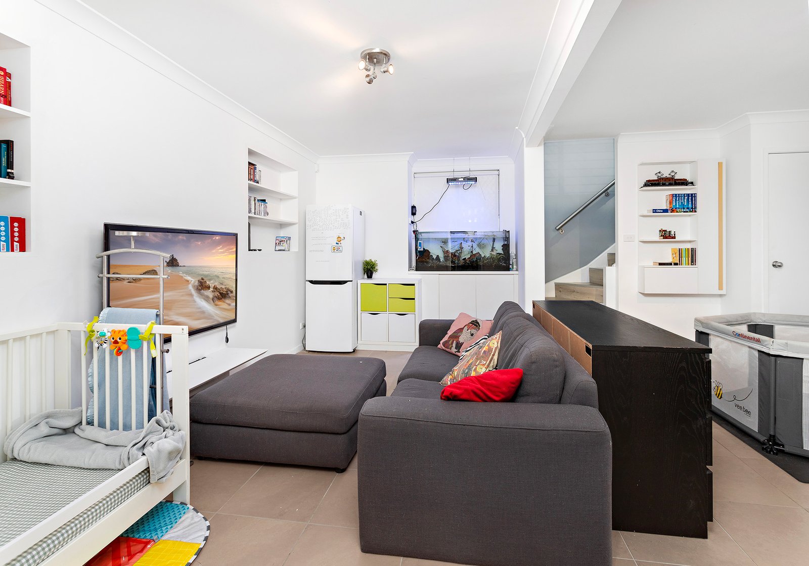 91 Stanley Avenue FARMBOROUGH HEIGHTS 4
