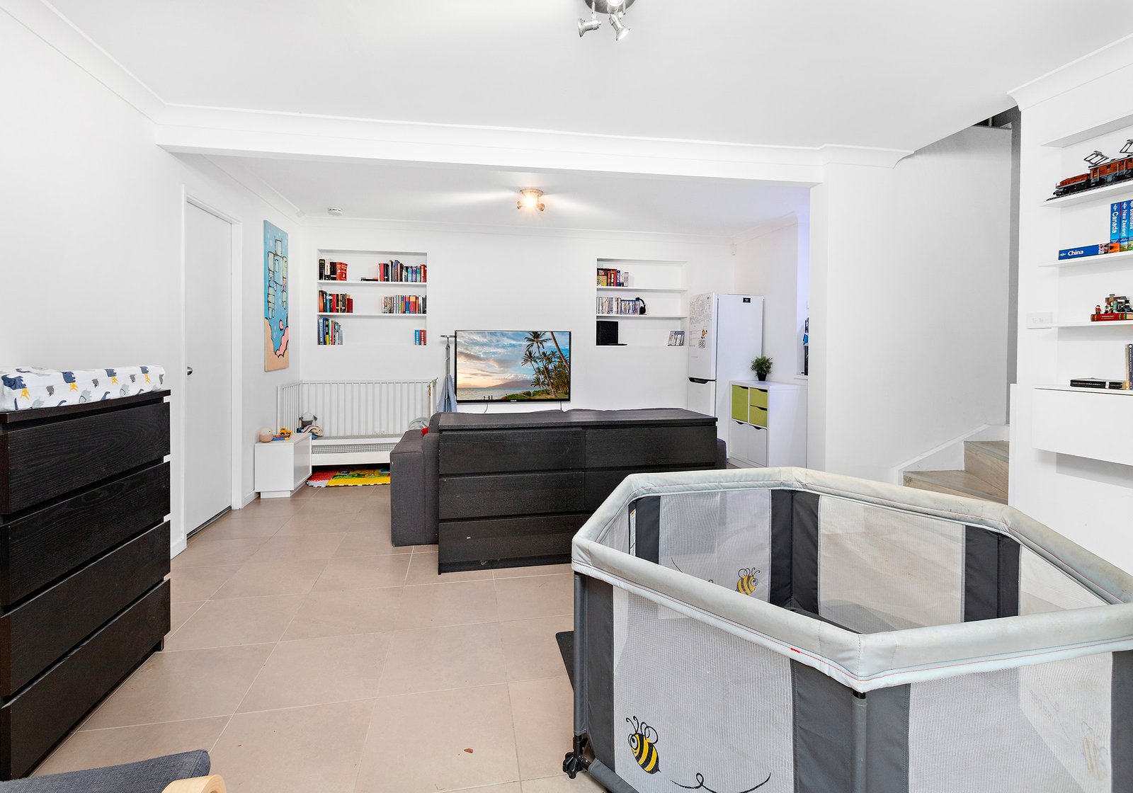 91 Stanley Avenue FARMBOROUGH HEIGHTS 6