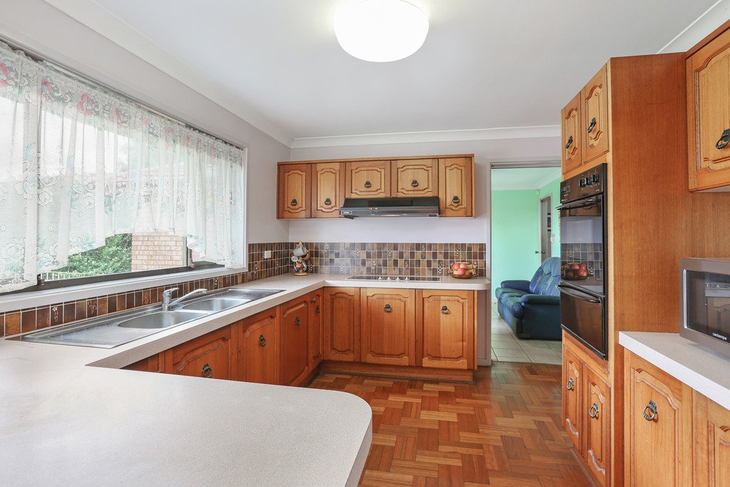 91 Thirroul Road KANAHOOKA 2