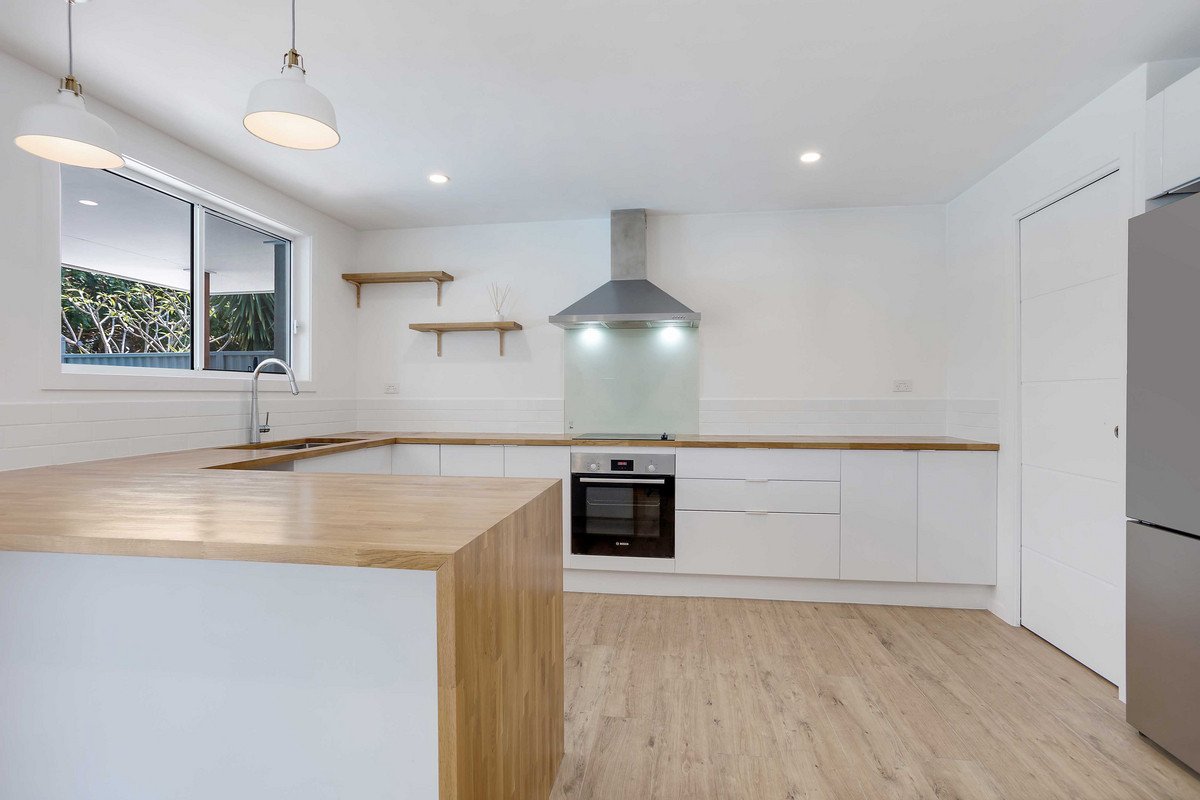 91 Vatakoula Parade Mermaid Waters 3