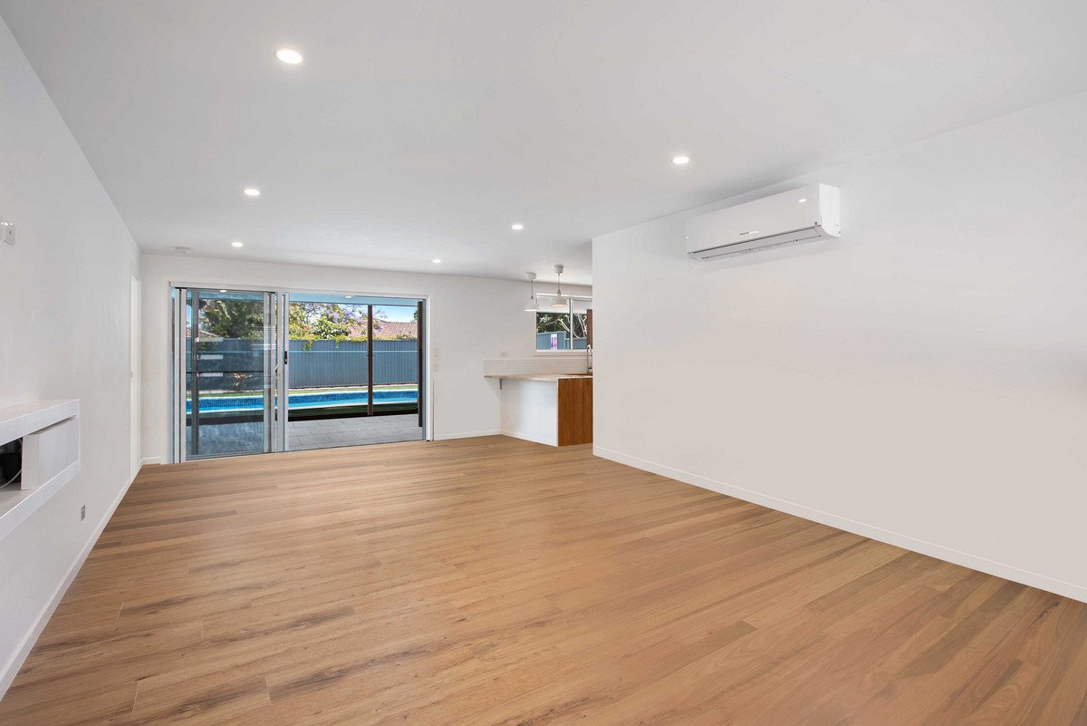 91 Vatakoula Parade Mermaid Waters 4