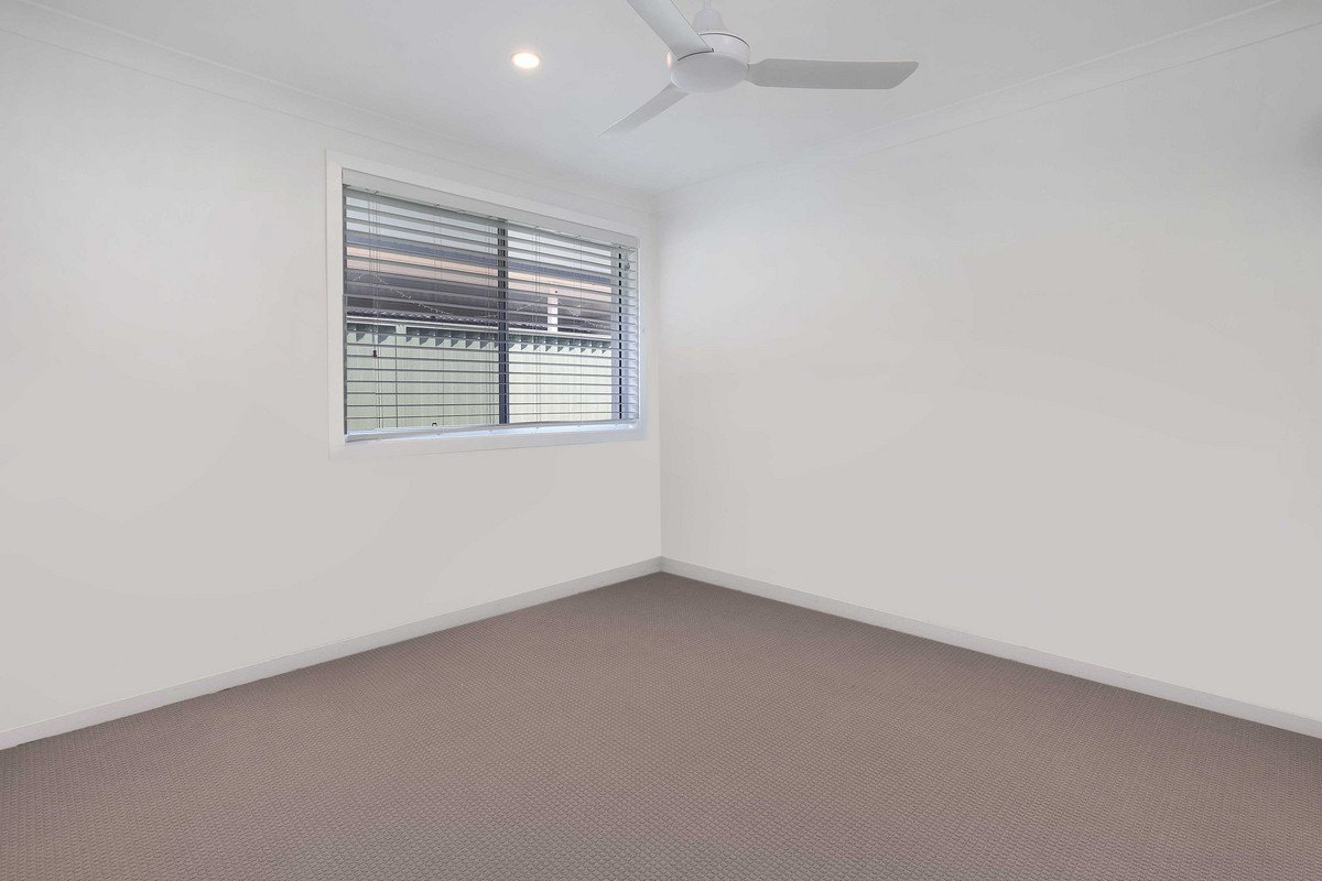 91 Vatakoula Parade Mermaid Waters 9