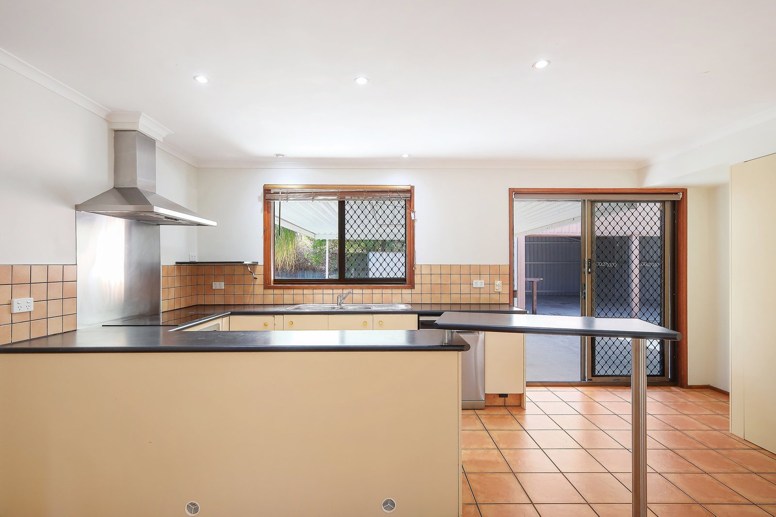 91 Wardoo Street SOUTHPORT 7