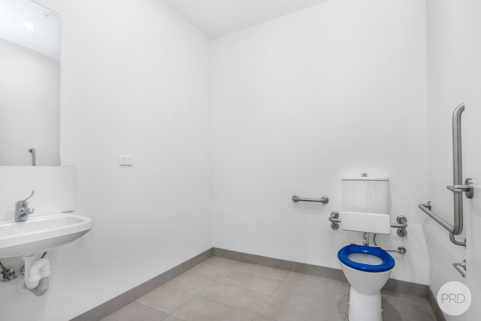 9/10 Concept Drive DELACOMBE 5