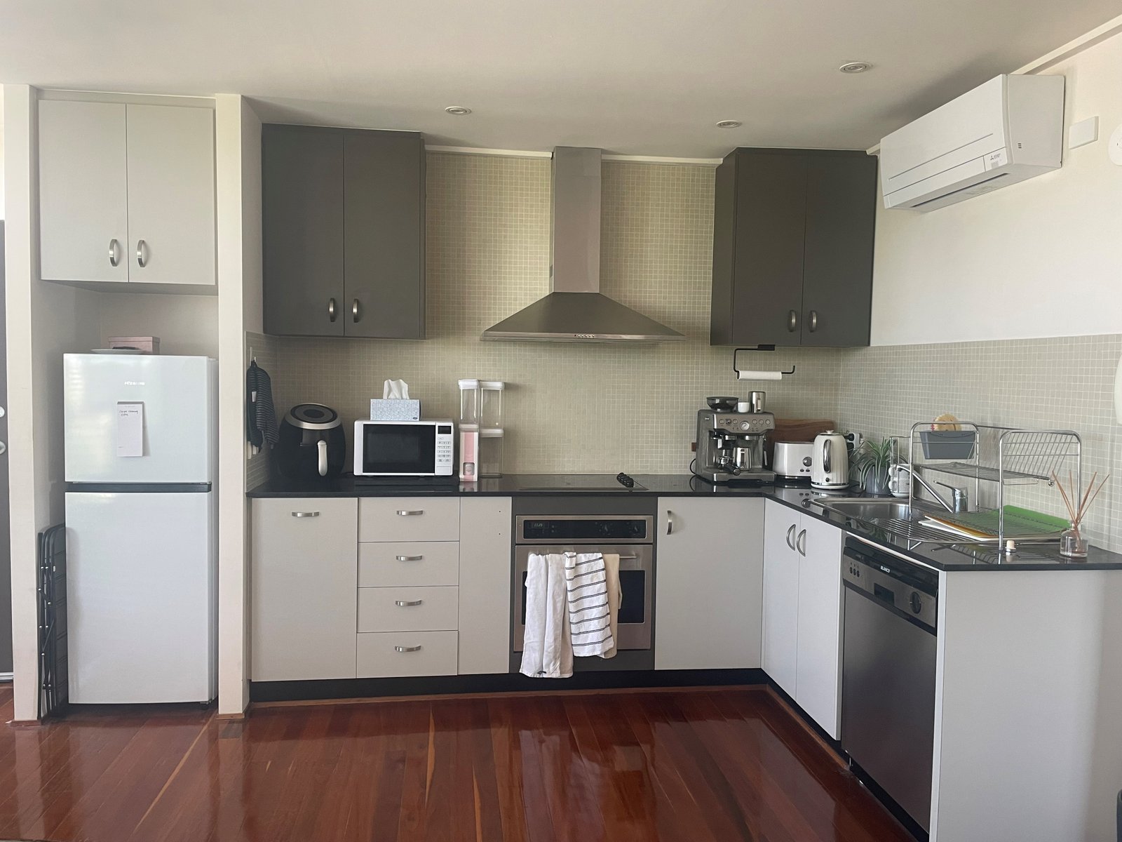 Gallery: 9/10 Fitzroy Street
