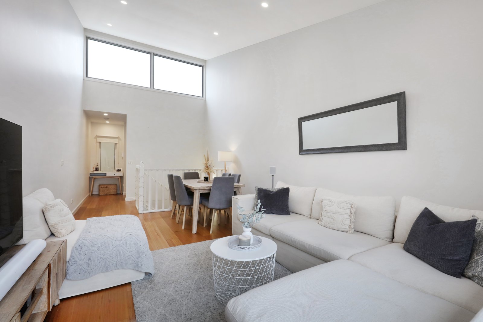 Gallery: 9/1036 North Road