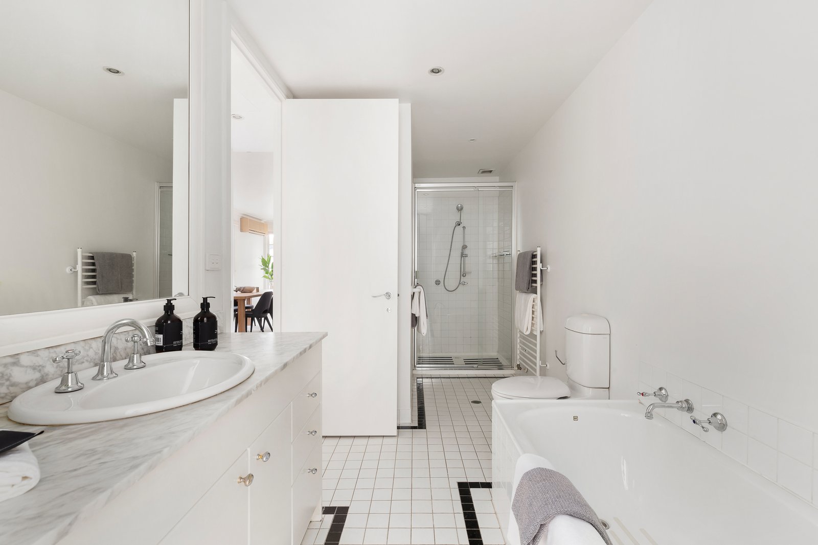 9/105 Mathoura Road, Toorak, 3142