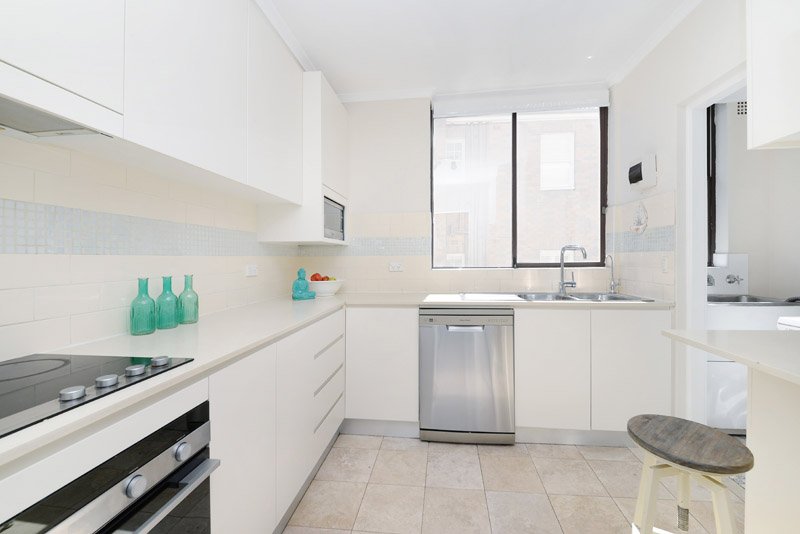 9/109-111 Alison Road RANDWICK 4