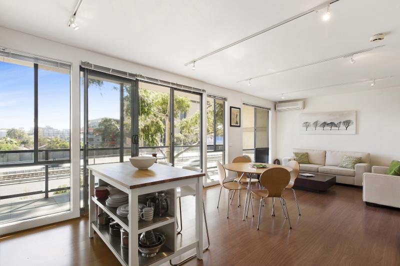 Gallery: 9/109 Wellington Street