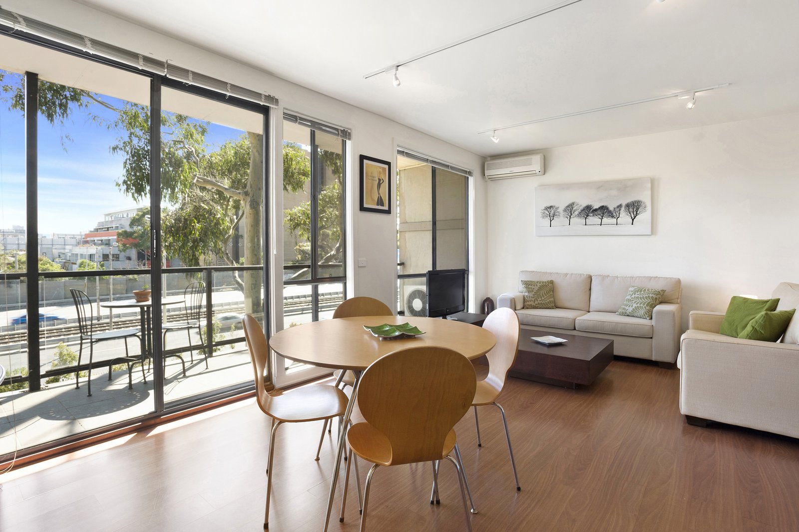 Gallery: 9/109 Wellington Street
