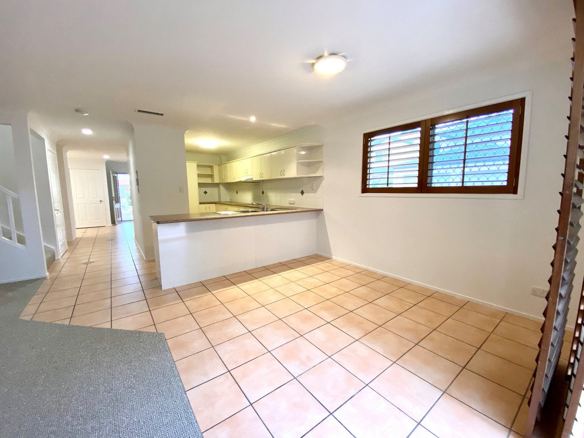 9/11 Beachcomber Court Burleigh Waters 4