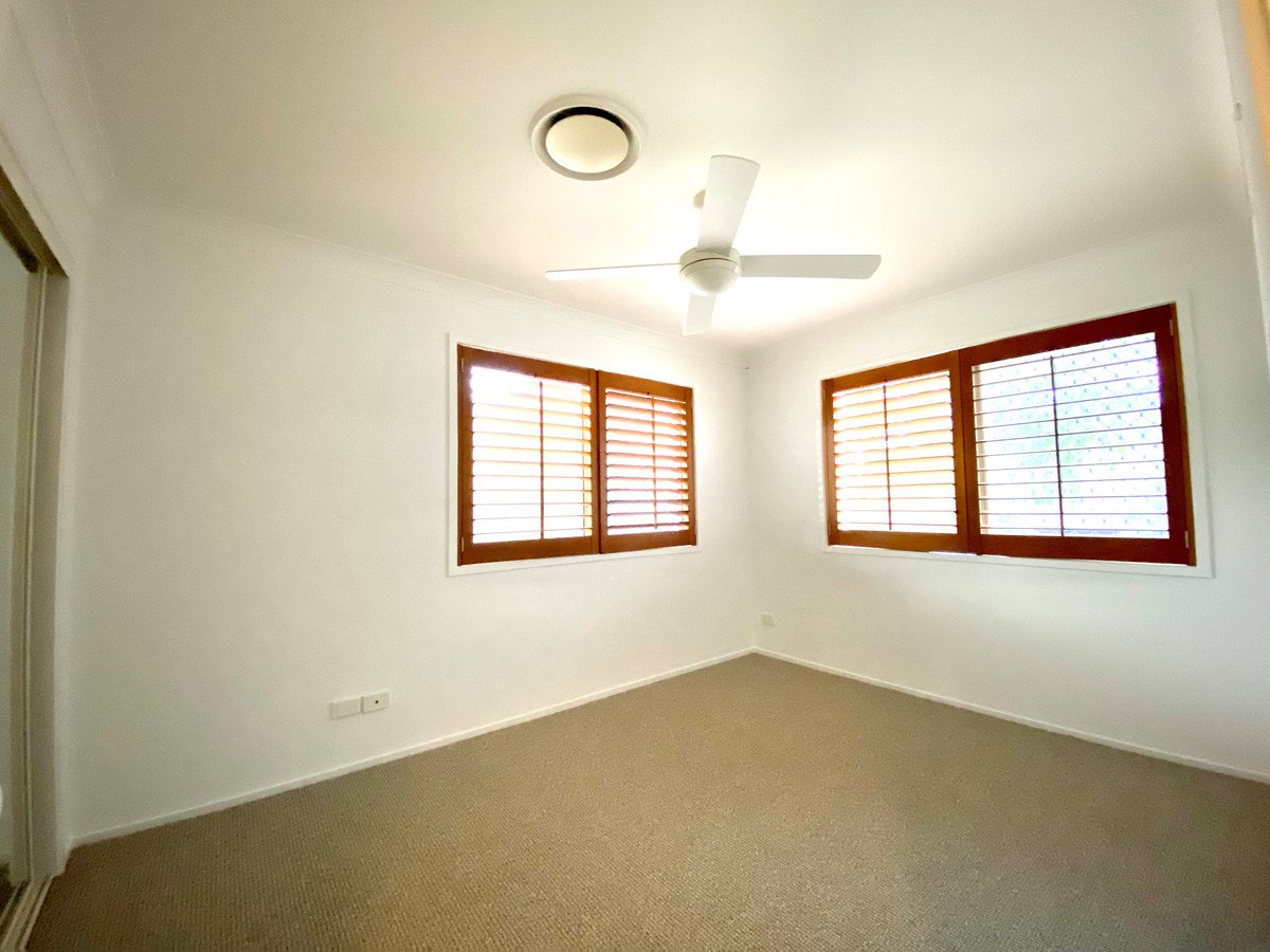 9/11 Beachcomber Court Burleigh Waters 12