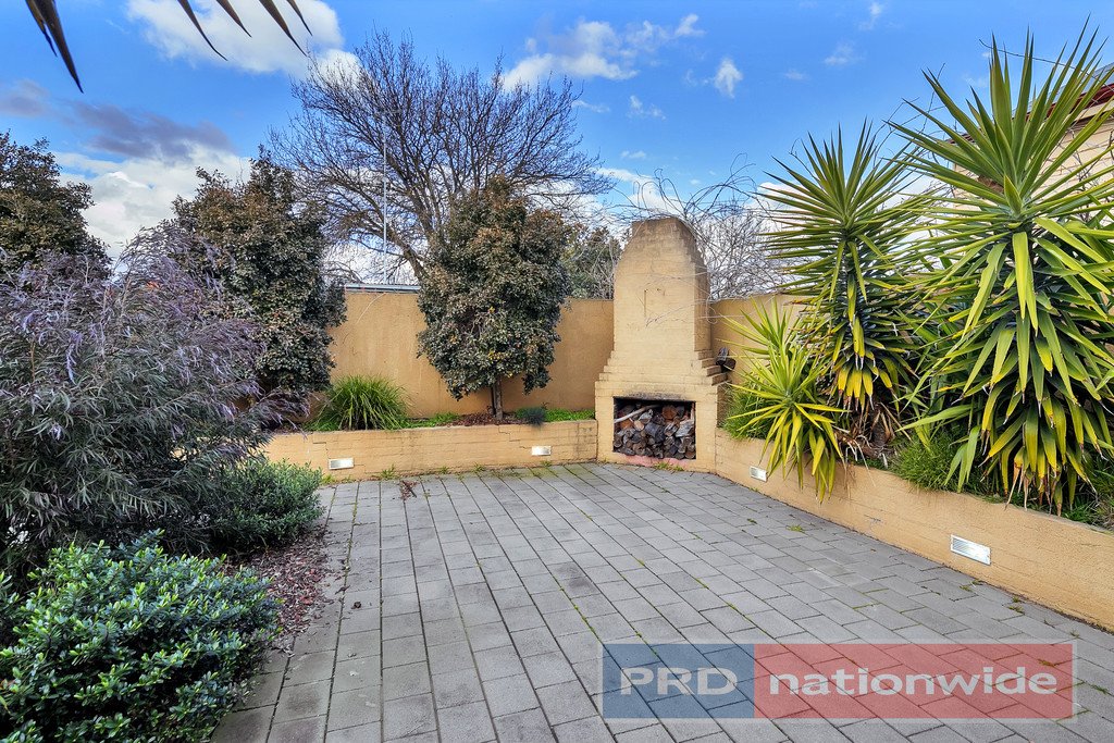 911 Dana Street BALLARAT CENTRAL 13