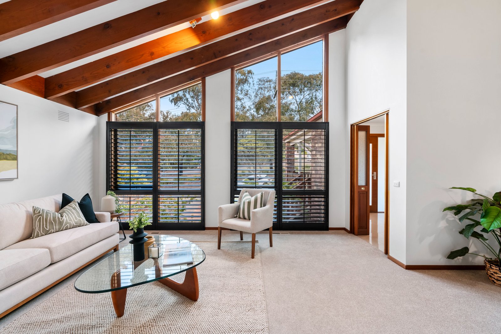 Gallery: 911 Ferntree Gully Road