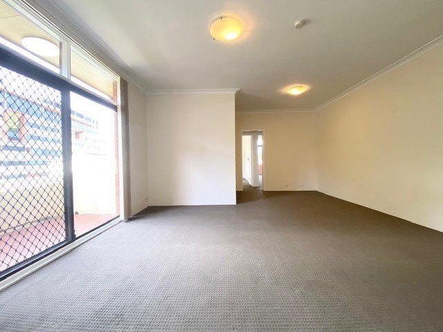 9/11 Gray Street KOGARAH 2