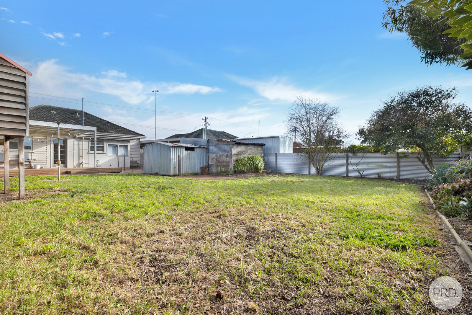 911 Pleasant Street South REDAN 10