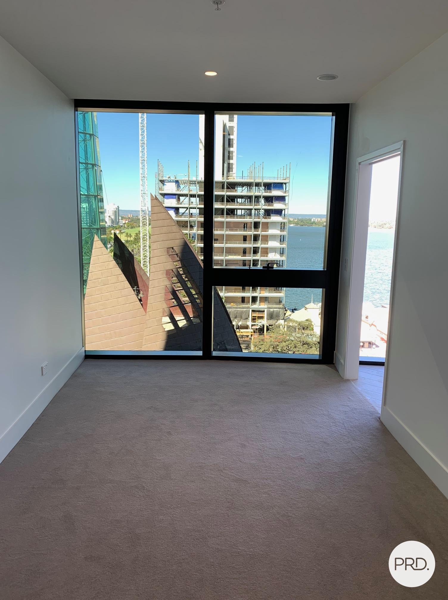 911/11 Barrack Square PERTH 27