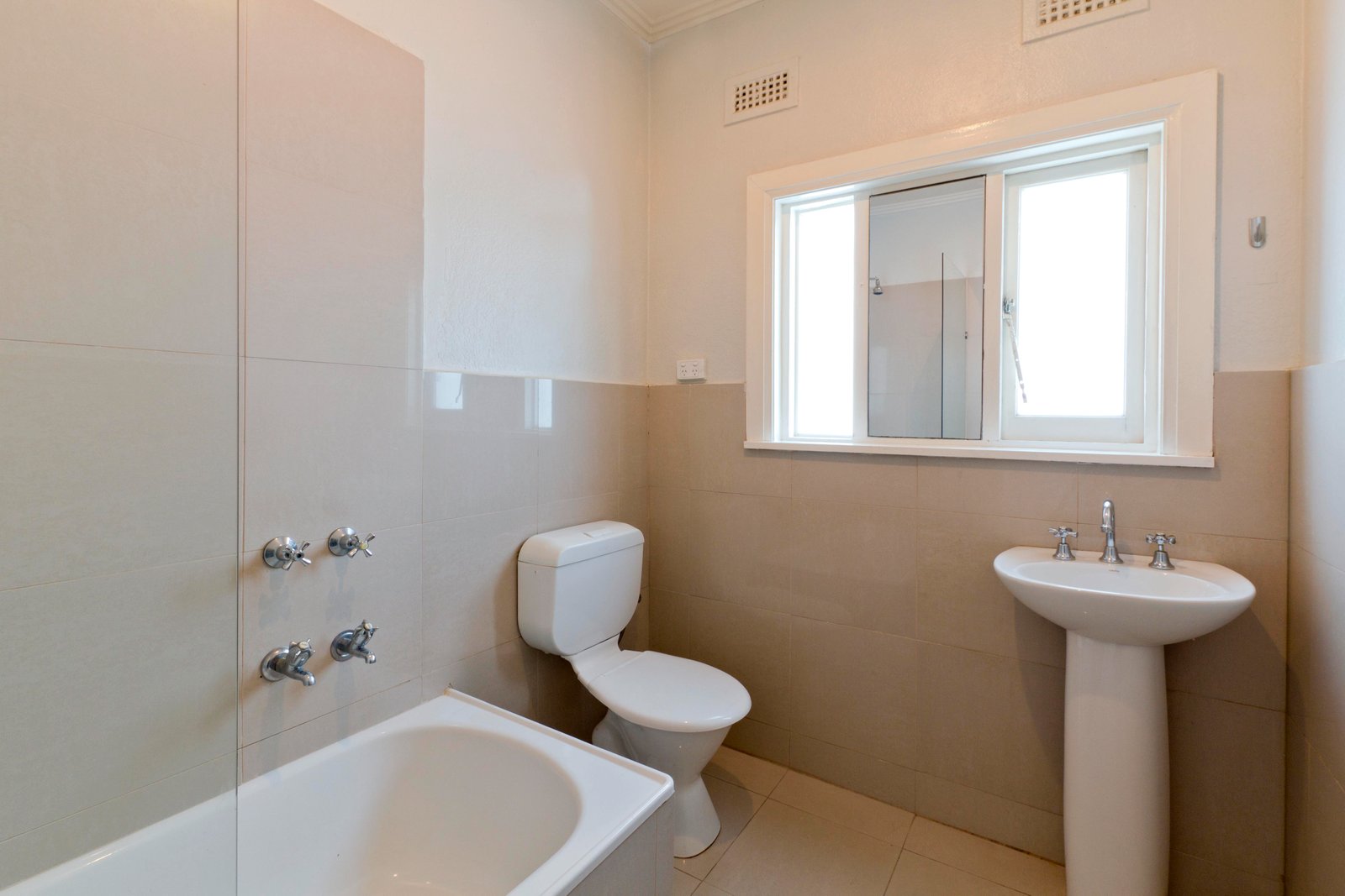 Real Estate and Property in 9/112a Westbury Street, Balaclava, VIC