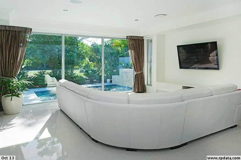 9119 Peter Senior Drive HOPE ISLAND 5