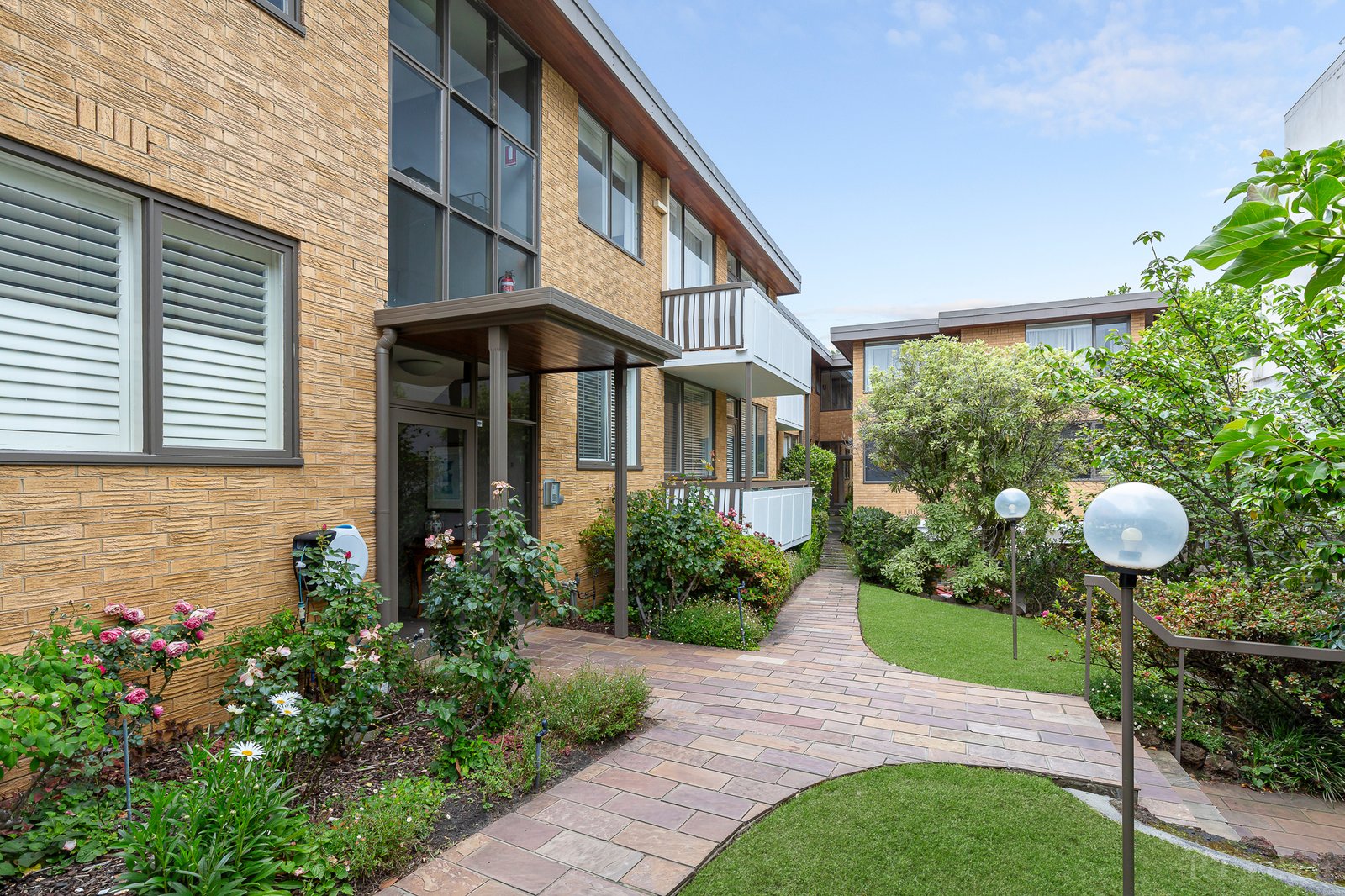 Real Estate and Property in 9/12 Woorigoleen Road, Toorak, VIC