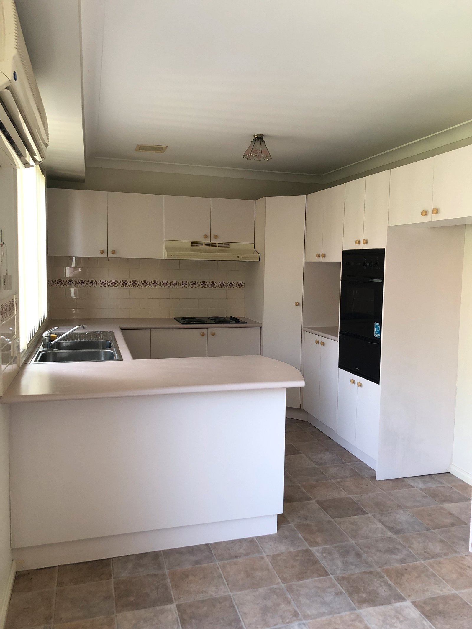 9/126 Derby Street PENRITH 3