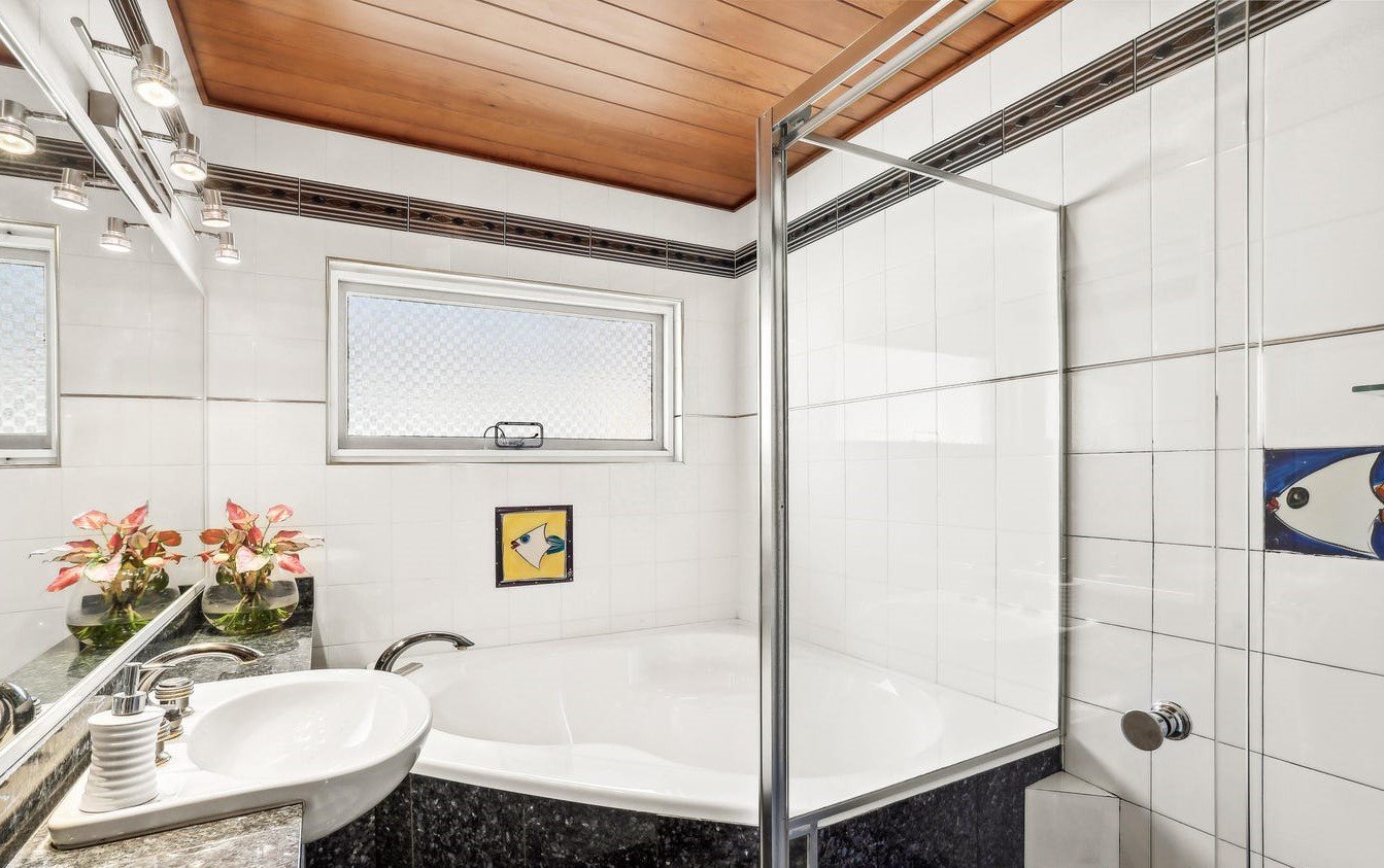 9/128 Chuter Avenue RAMSGATE BEACH 4