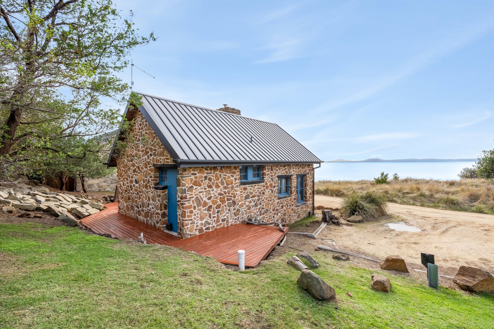 9/12990 Tasman Highway SWANSEA 23