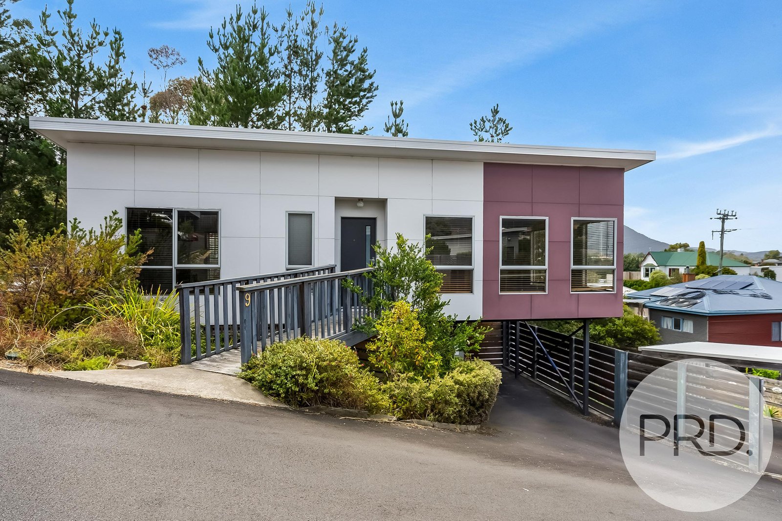 9/12a Abbotsfield Road CLAREMONT 1