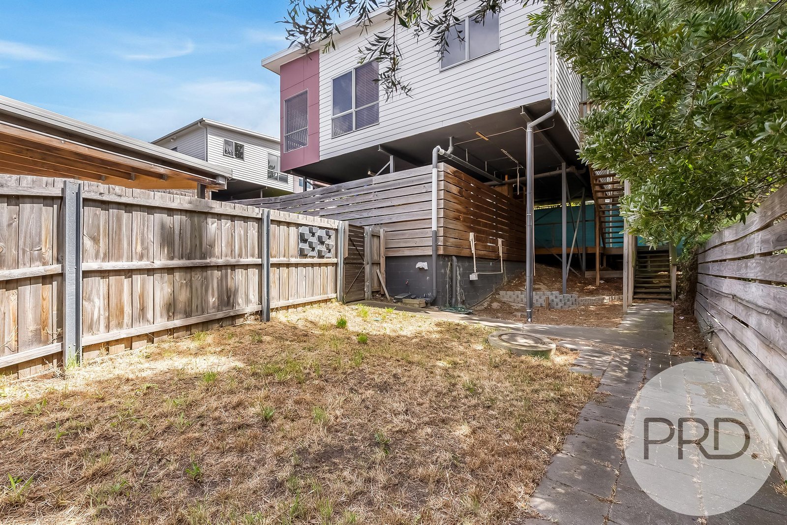 9/12a Abbotsfield Road CLAREMONT 9