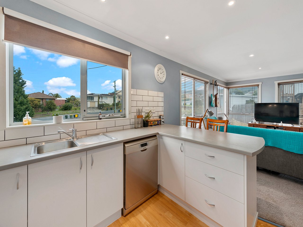 9/12a Abbotsfield Road CLAREMONT 7