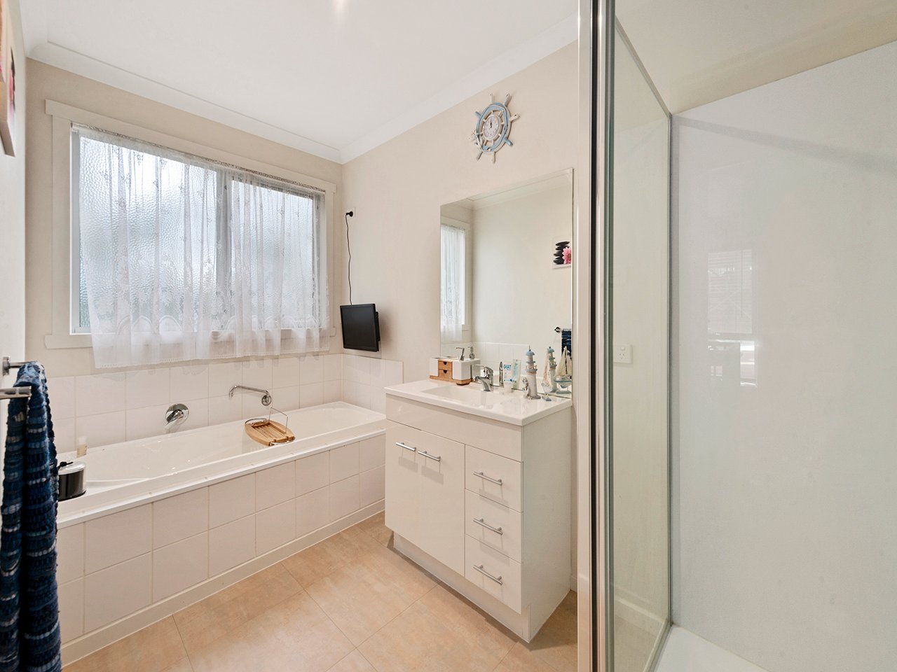 9/12a Abbotsfield Road CLAREMONT 13