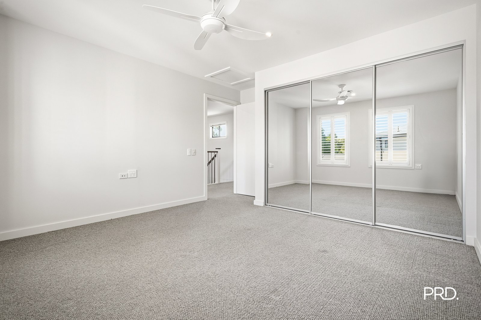 9/13-15 William Howell Dr  Glenmore Park 5