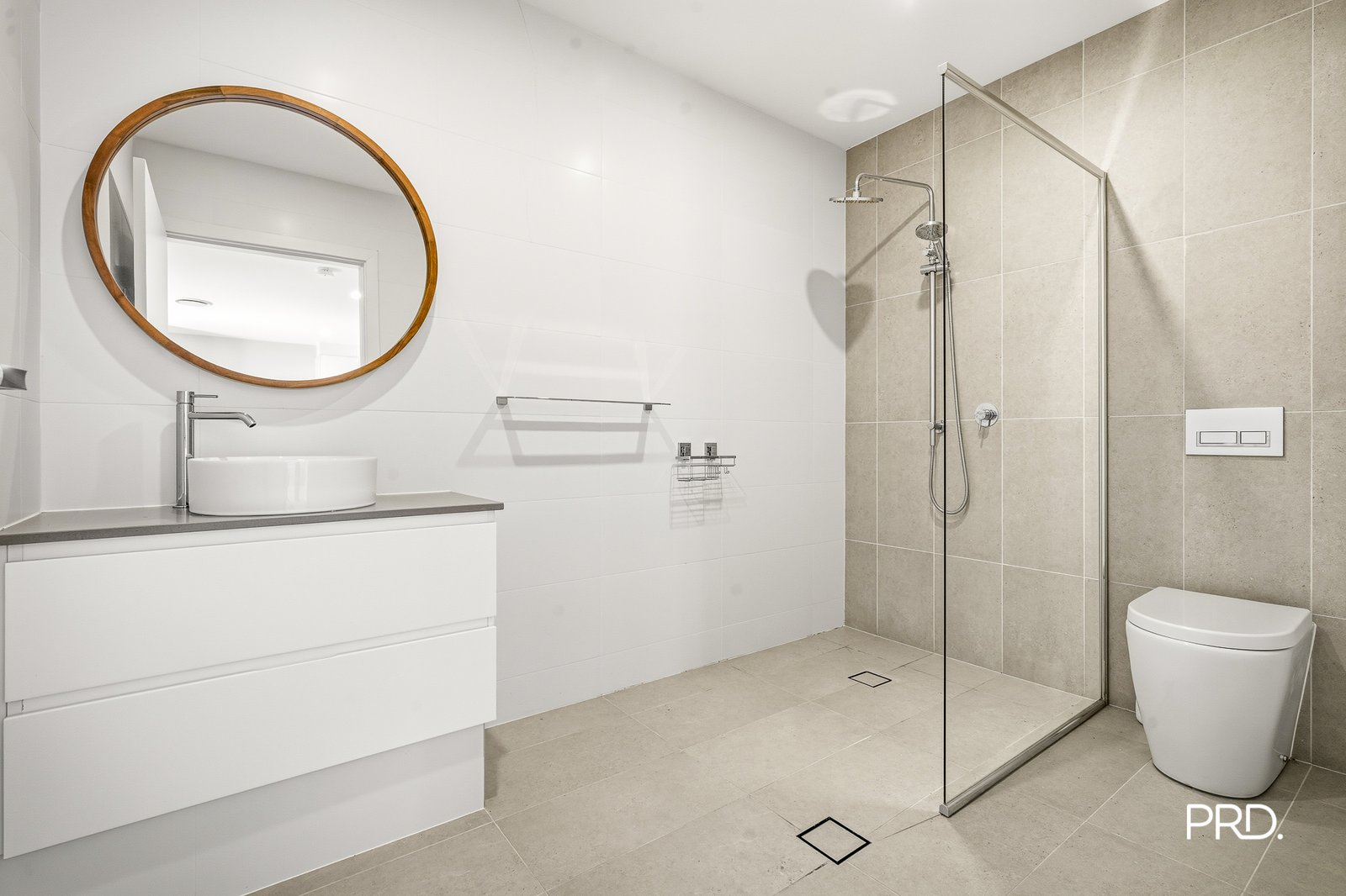 9/13-15 William Howell Dr  Glenmore Park 6