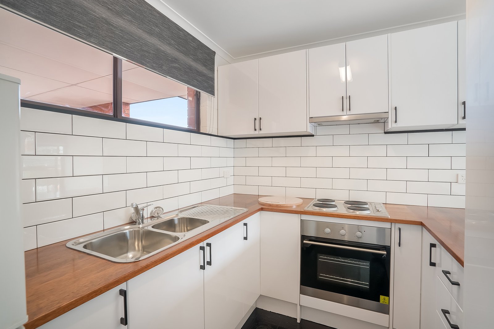 9/13 Commercial Road NORTH HOBART 5