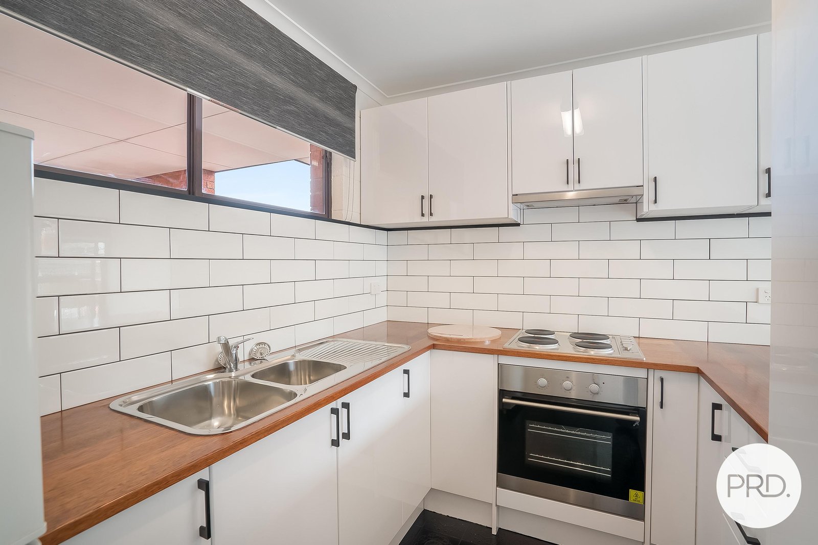 9/13 Commercial Road NORTH HOBART 5