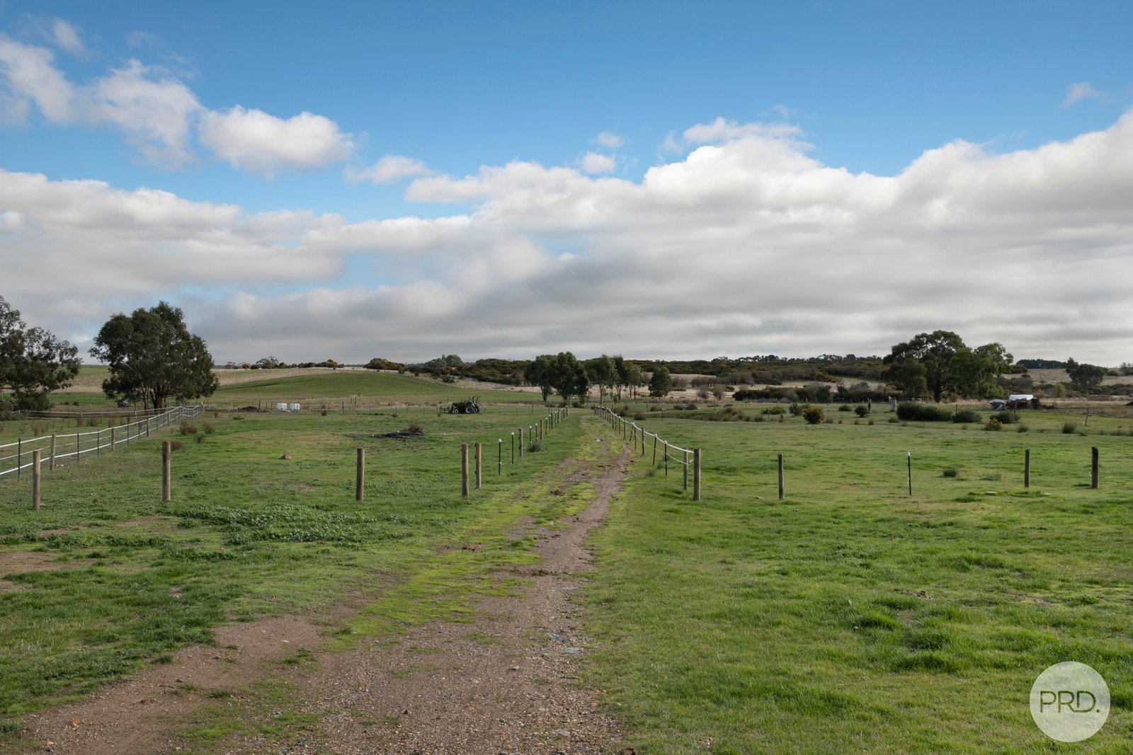 913 Linton-Carngham Road SNAKE VALLEY 17