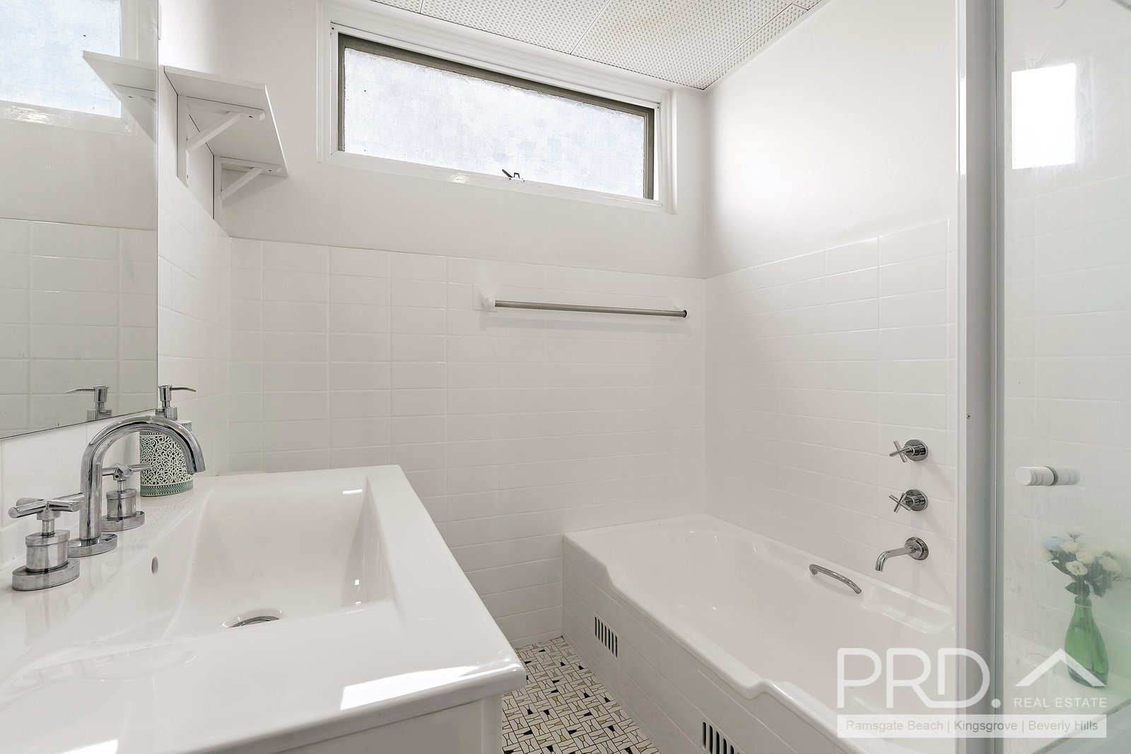 9/132-134 Chuter Avenue RAMSGATE BEACH 8