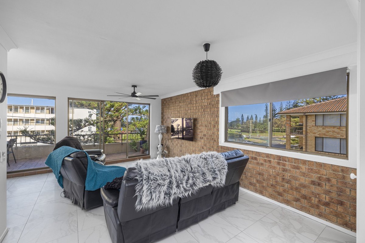 9/133 Old Burleigh Road Broadbeach 4