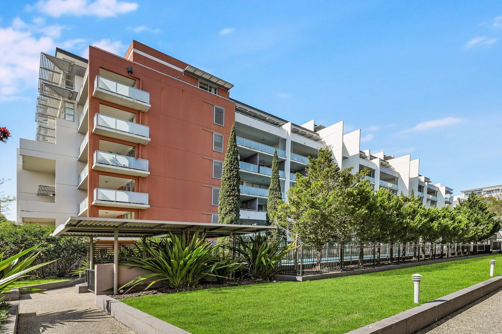 91/37 Morley Avenue ROSEBERY 6